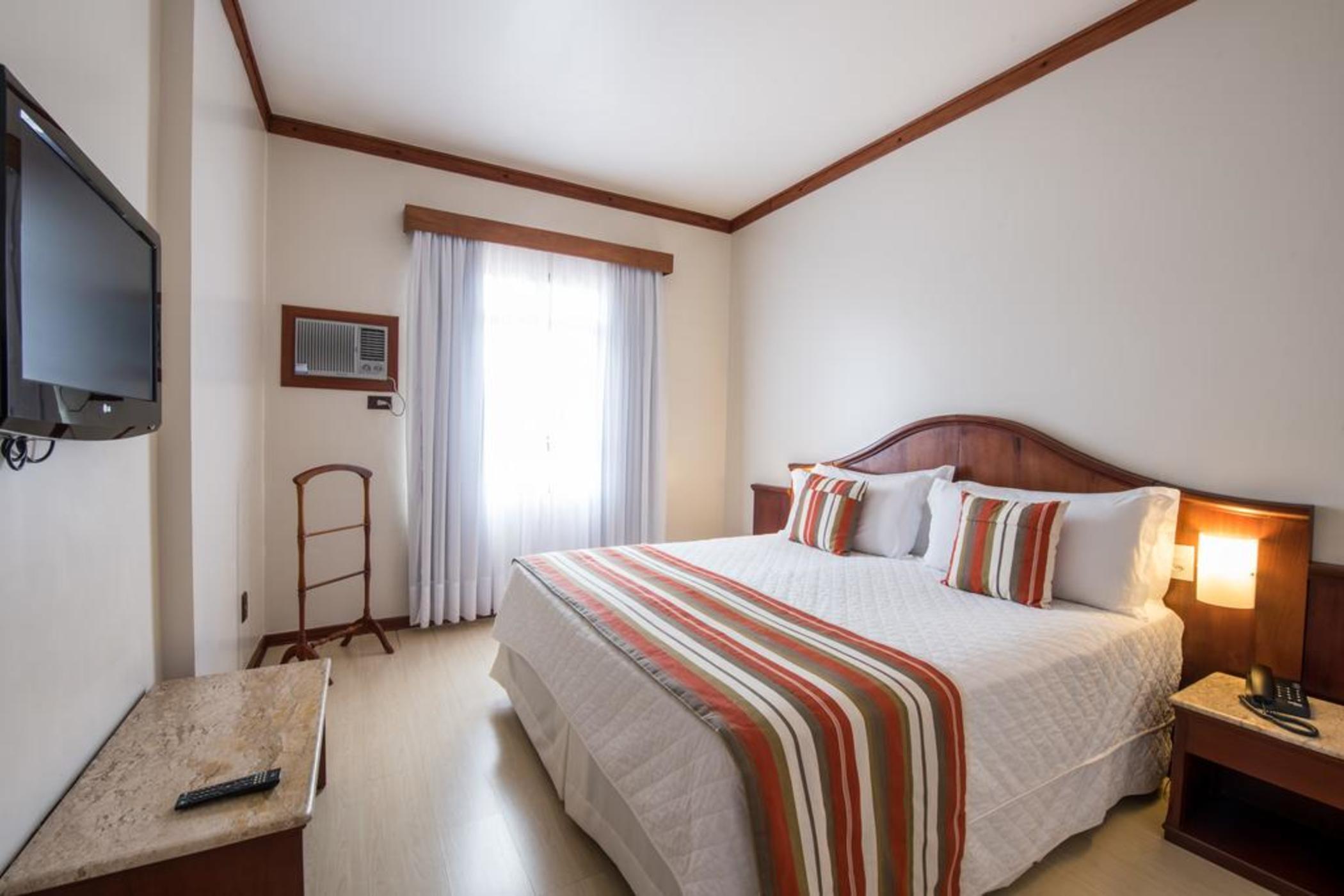 Hotel Carlton Plaza Poços de Caldas Esterno foto