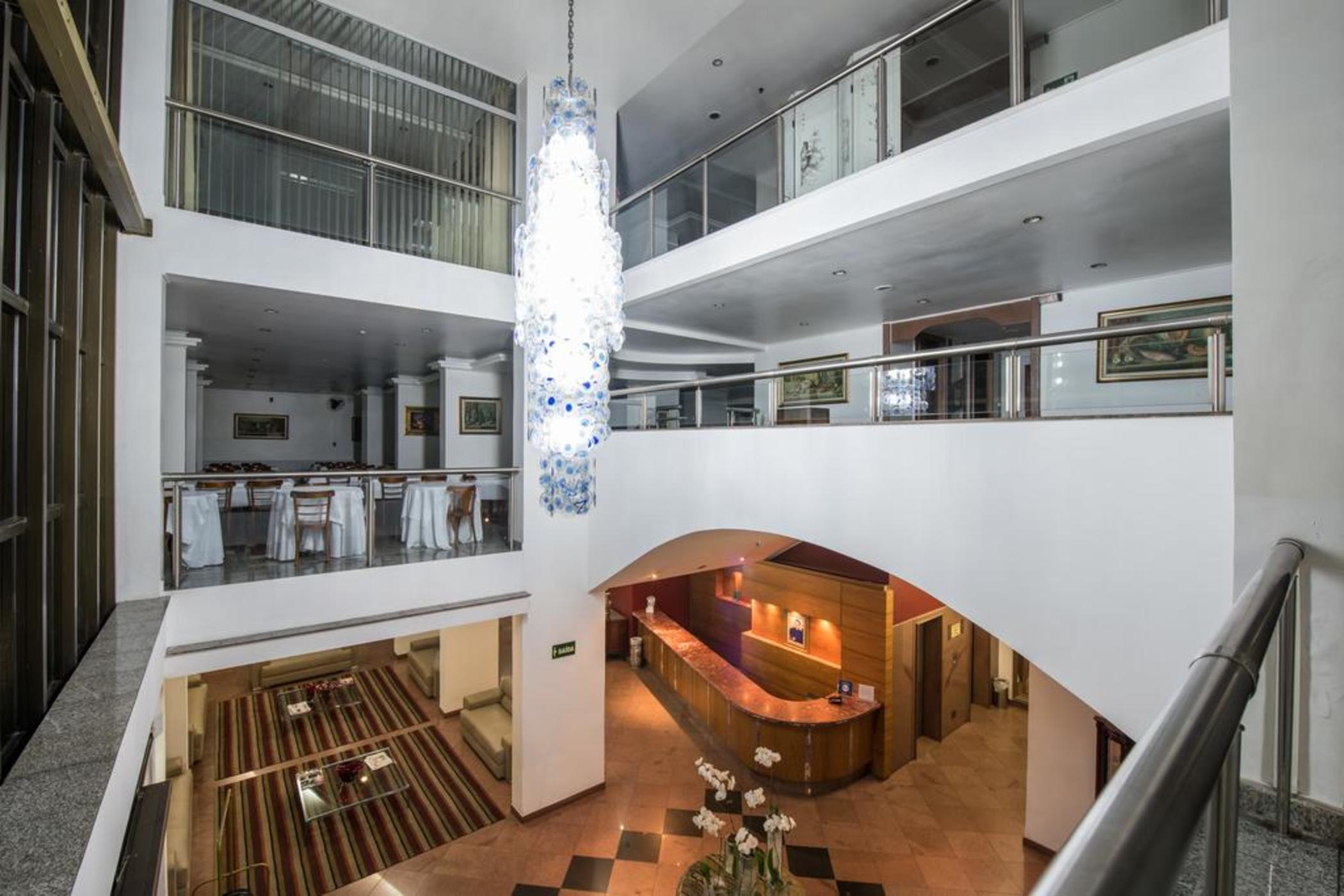 Hotel Carlton Plaza Poços de Caldas Esterno foto