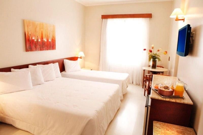 Hotel Carlton Plaza Poços de Caldas Esterno foto