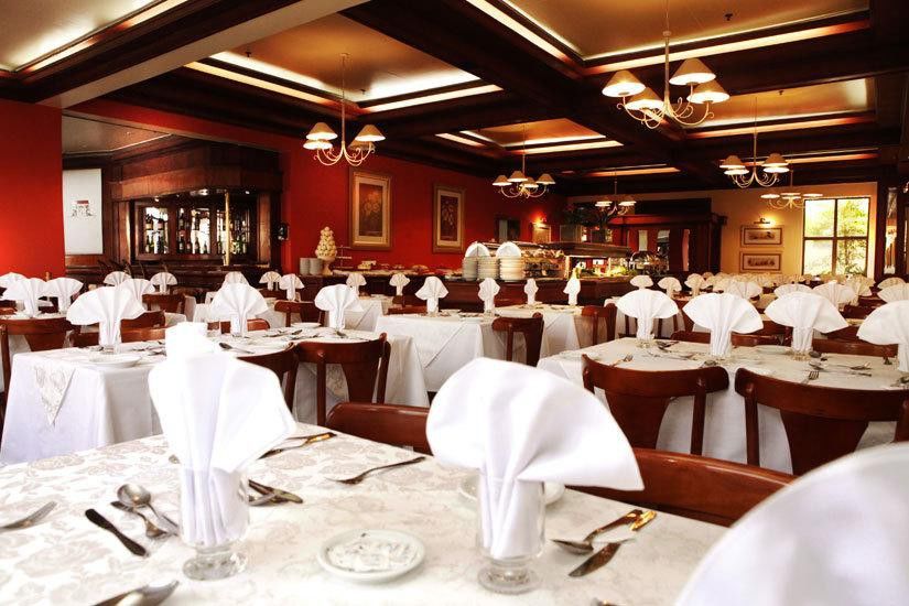 Hotel Carlton Plaza Poços de Caldas Esterno foto