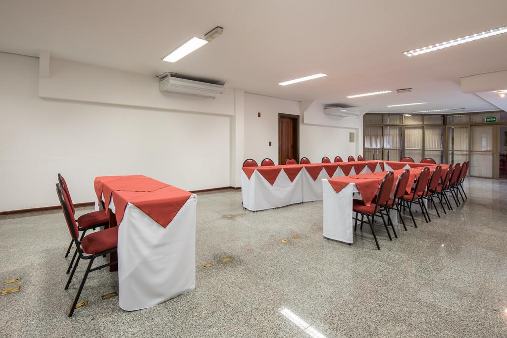 Hotel Carlton Plaza Poços de Caldas Esterno foto