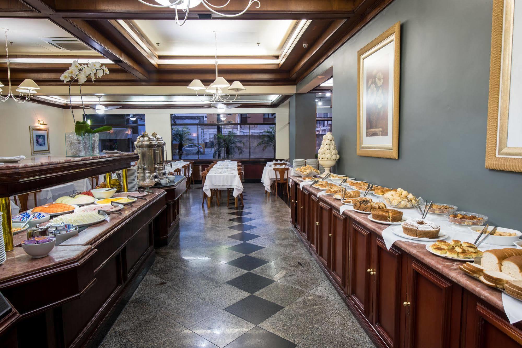 Hotel Carlton Plaza Poços de Caldas Esterno foto